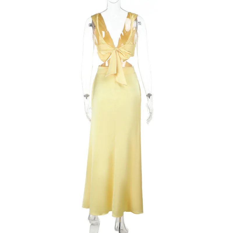 Vestido Longo com Decote em V Profundo – Recortes Elegantes, Fenda Lateral e Cintura Alta