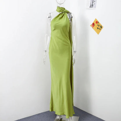 Vestido de Festa em Cetim com Laço – Elegante, Decote Halter, Ombros Descobertos e Costas Abertas