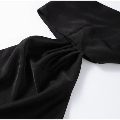 Vestido de Festa em Cetim com Laço – Elegante, Decote Halter, Ombros Descobertos e Costas Abertas