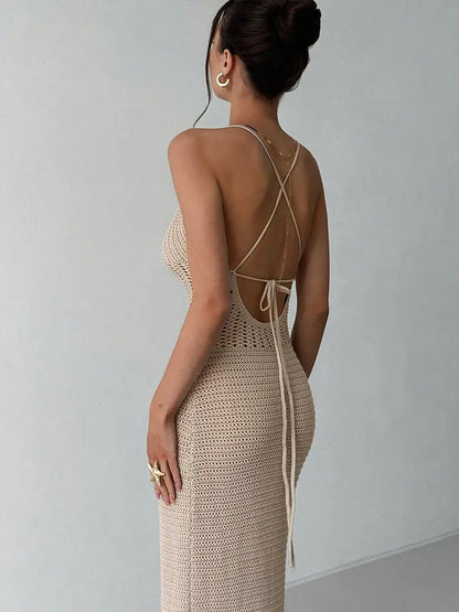 Vestido Maxi  Elegante em Crochê Patchwork – Decote Baixo, Tiras Cruzadas