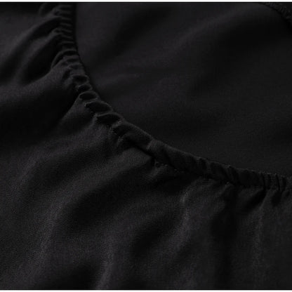 Vestido de Festa em Cetim com Laço – Elegante, Decote Halter, Ombros Descobertos e Costas Abertas