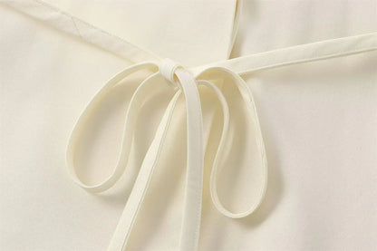 Conjunto Feminino de Calças e Top sem Mangas – Decote em V, Cinto Elegante e Corte Reto