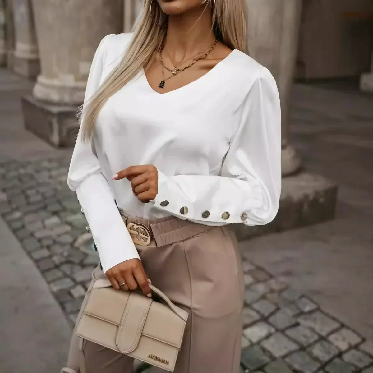 Blusa de Manga Comprida – Elegante e na Moda para 2025